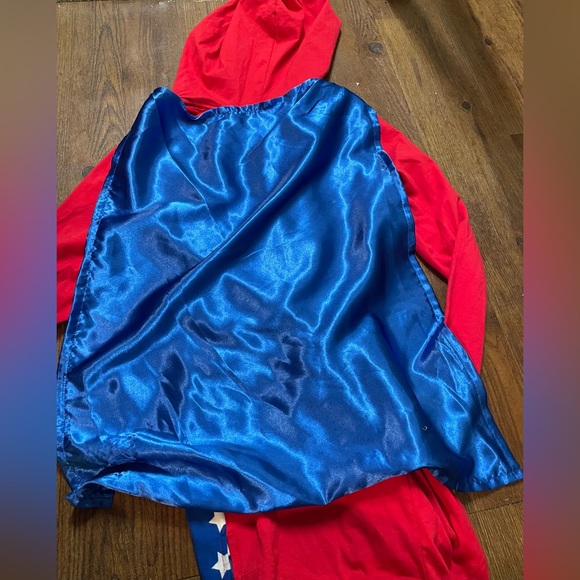 Wonder Woman Pajama Romper - Picture 3 of 4